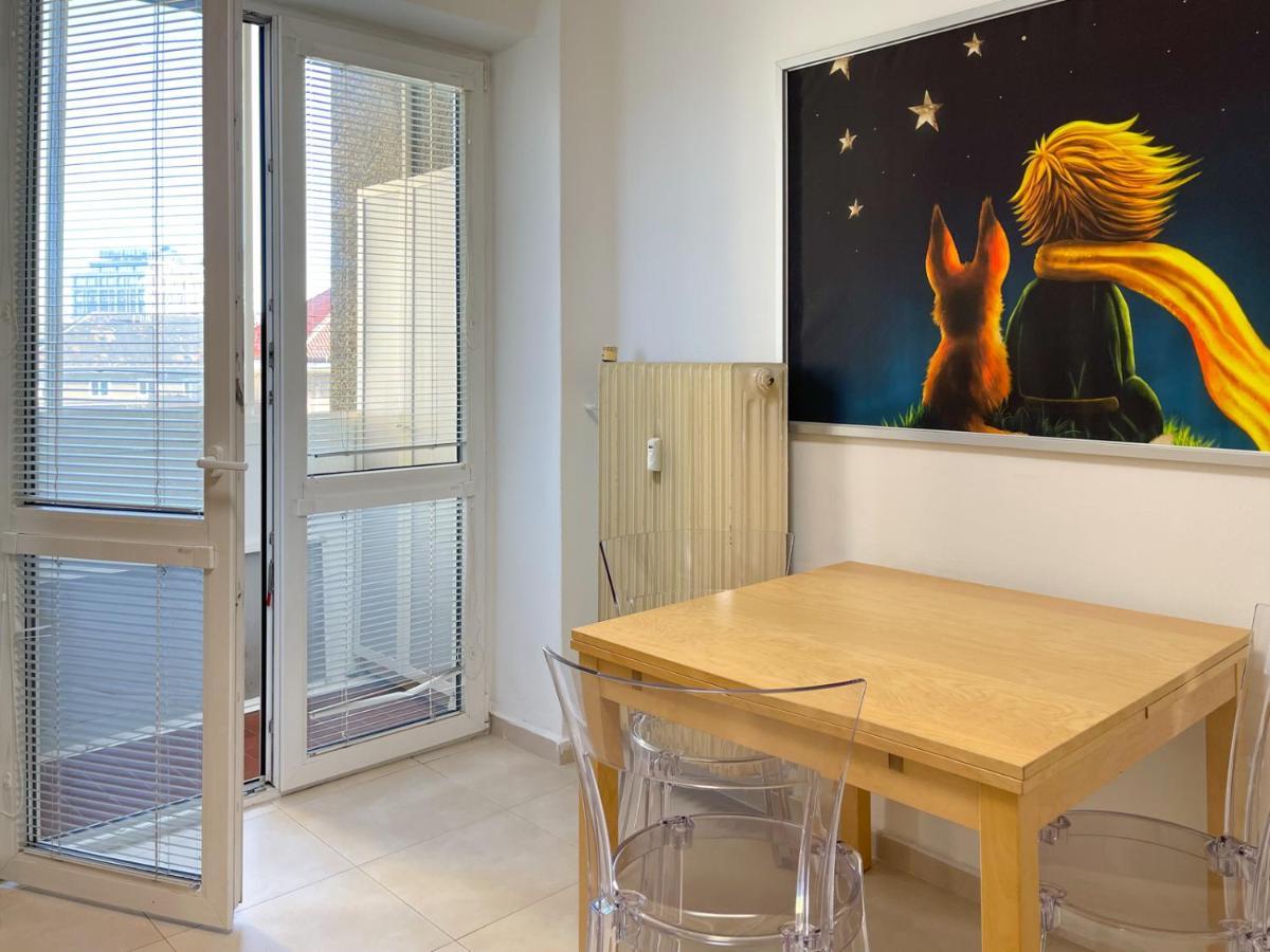 City Center 2 Bedroom A/C Apartment Bratislava Buitenkant foto