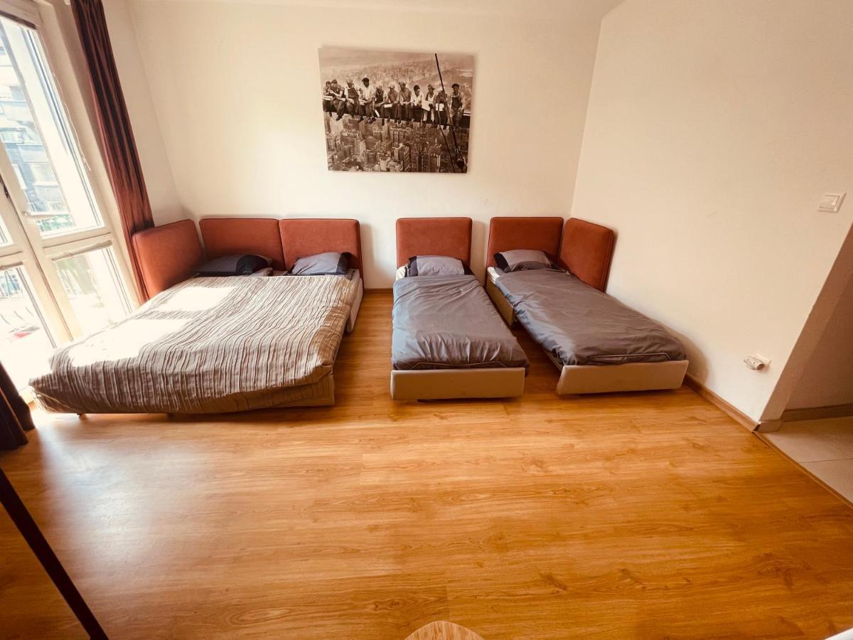 City Center 2 Bedroom A/C Apartment Bratislava Buitenkant foto