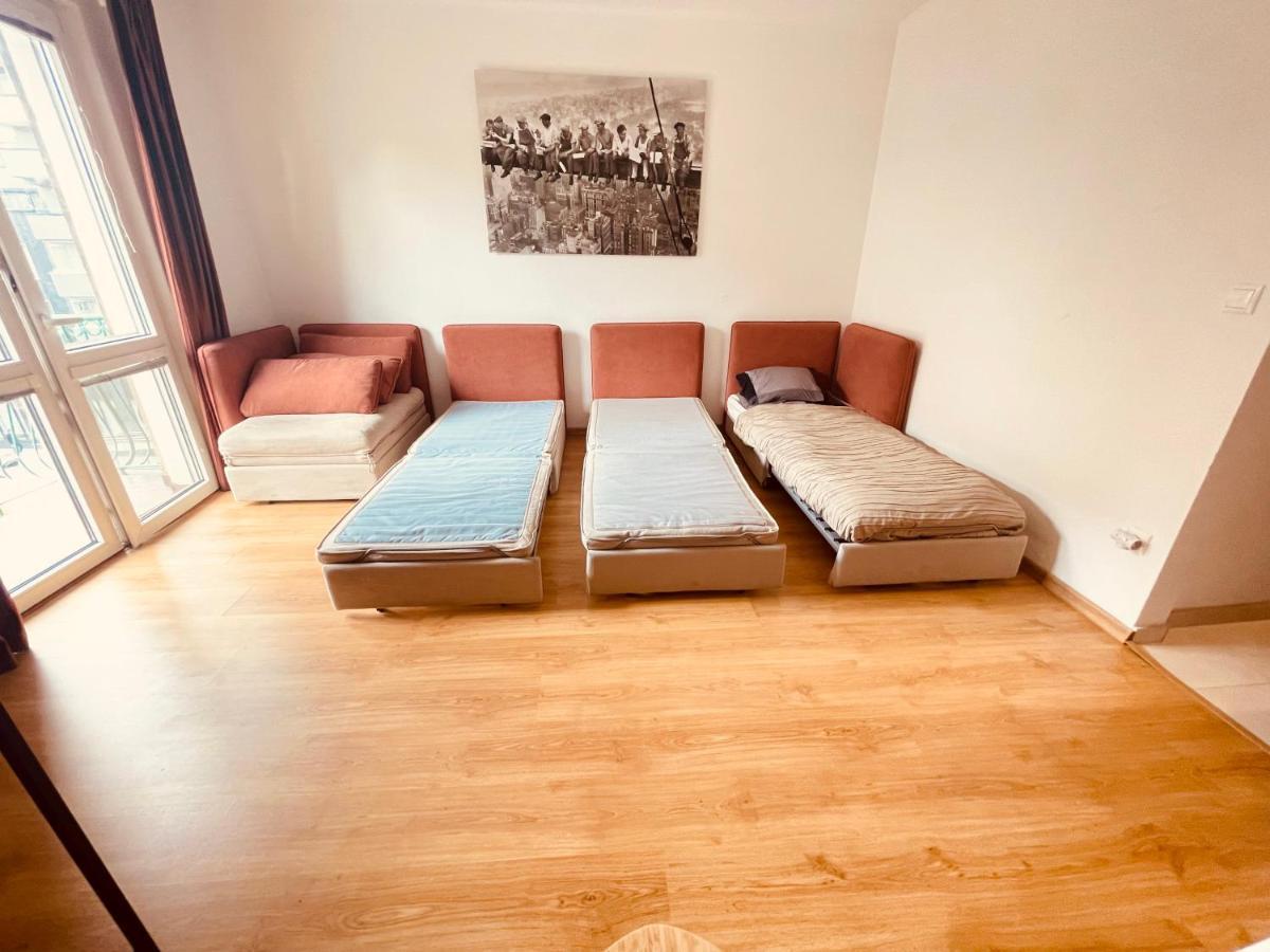 City Center 2 Bedroom A/C Apartment Bratislava Buitenkant foto